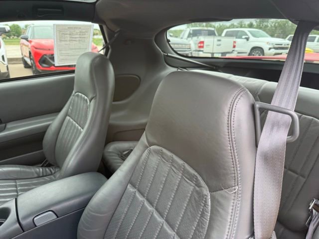 Used 1998 Chevrolet Camaro Z28 w/ SS Performance/Appearance Pkg RWD image 11