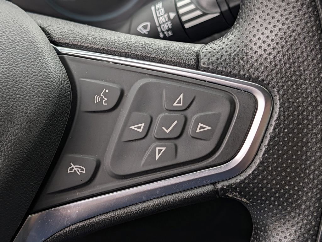 Used 2025 Chevrolet Malibu LT image 20