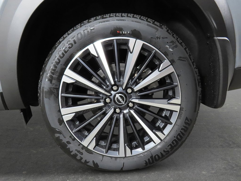 New 2026 Nissan Pathfinder Platinum image 9