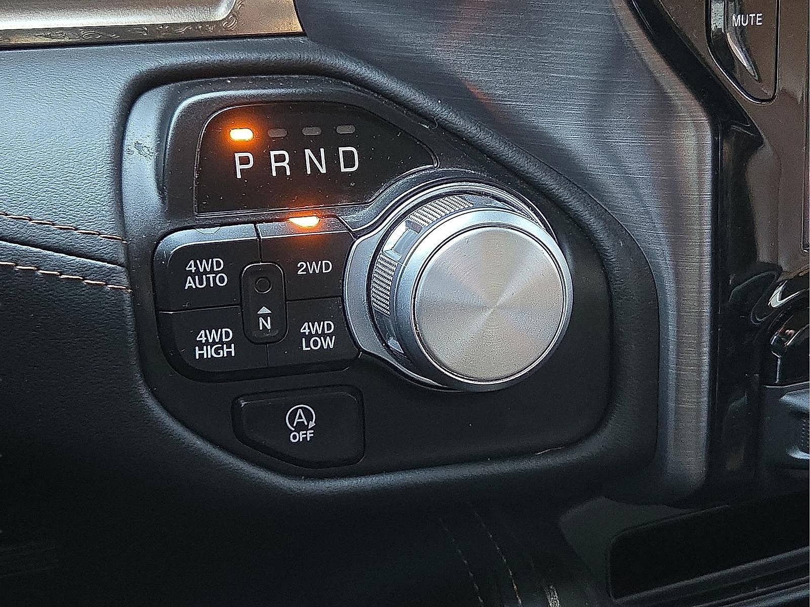 Used 2021 RAM 1500 Limited w/ Body Color Bumper Group image 18