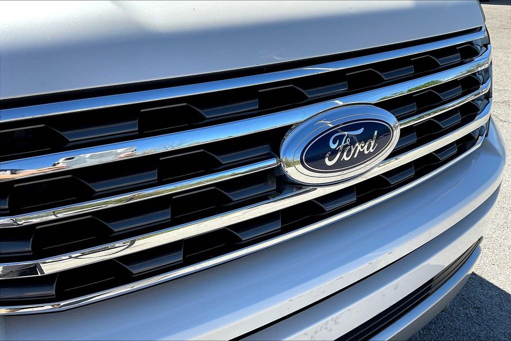 Used 2018 Ford Expedition XLT w/ Equipment Group 202A image 31