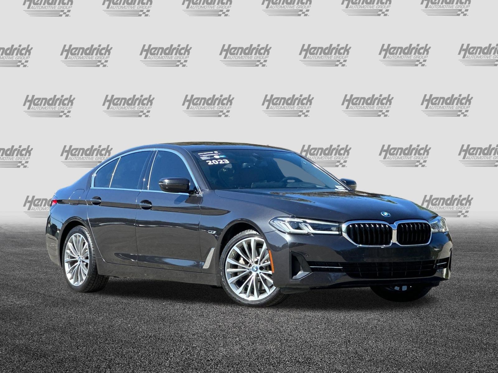 Used 2023 BMW 530e w/ Premium Package RWD image 2