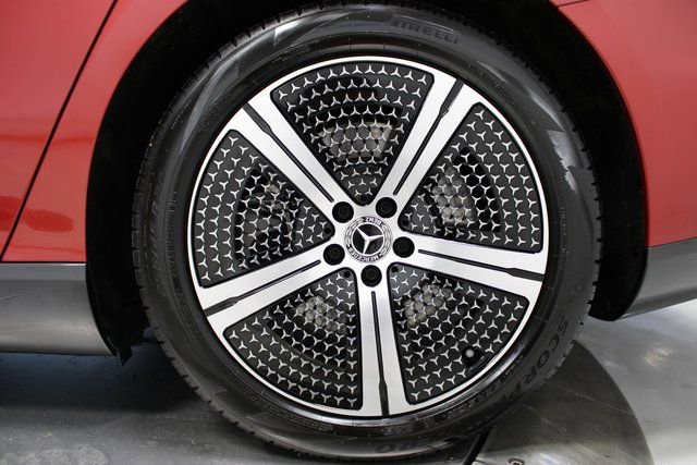 Used 2022 Mercedes-Benz EQS 450+ Sedan image 34