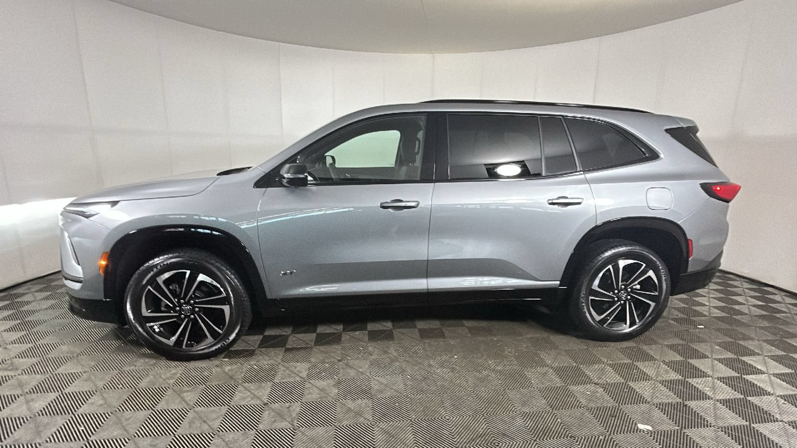 New 2026 Buick Enclave Sport Touring w/ Power Package FWD image 7