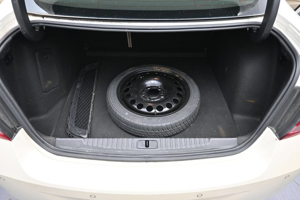 Used 2013 Buick Verano Leather FWD image 29