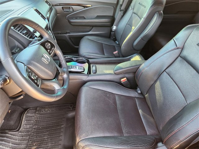 Used 2020 Honda Pilot Black Edition image 13