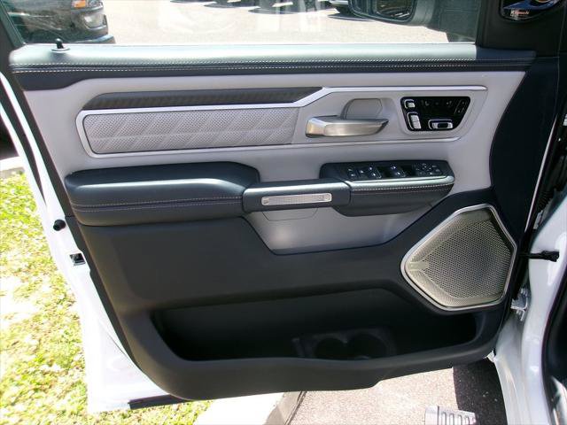 Certified 2025 RAM 1500 Tungsten w/ Off Road Group AWD/4WD image 6
