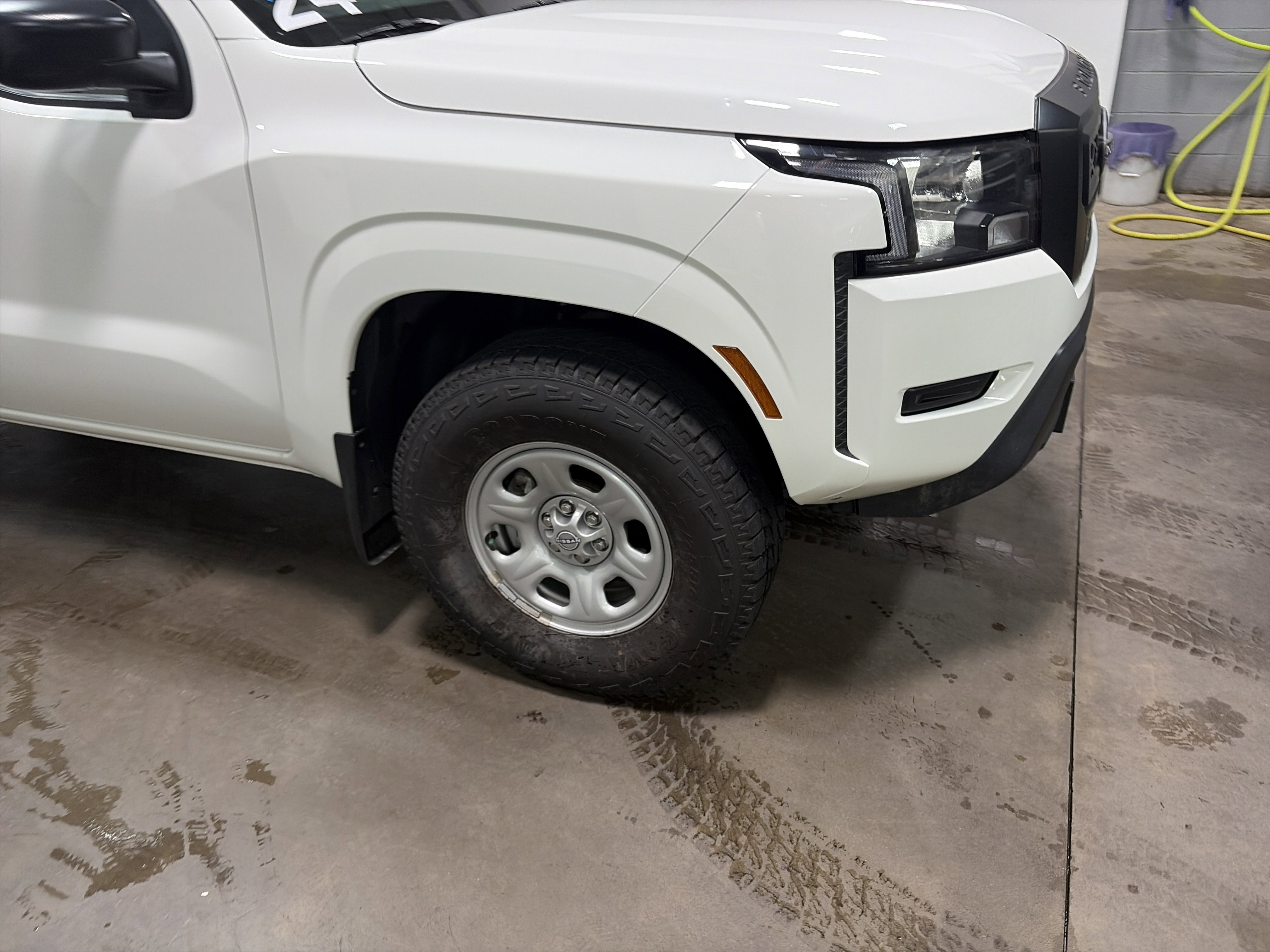 Used 2024 Nissan Frontier S w/ S Utility Package AWD/4WD image 32