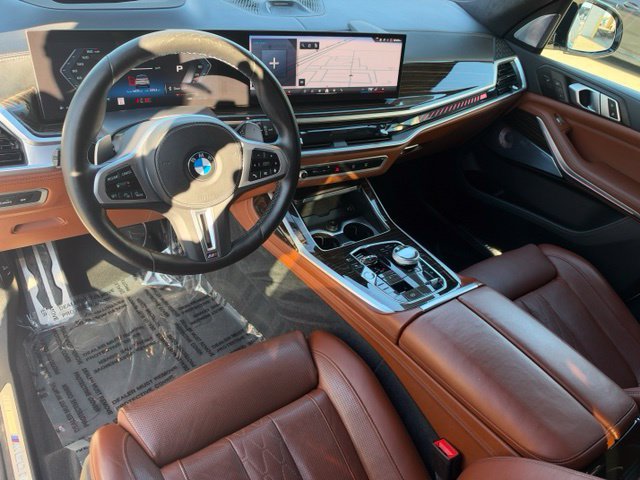 Certified 2025 BMW X7 M60i AWD/4WD image 18