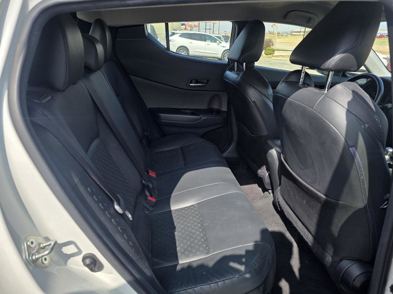 Used 2020 Toyota C-HR Limited image 14