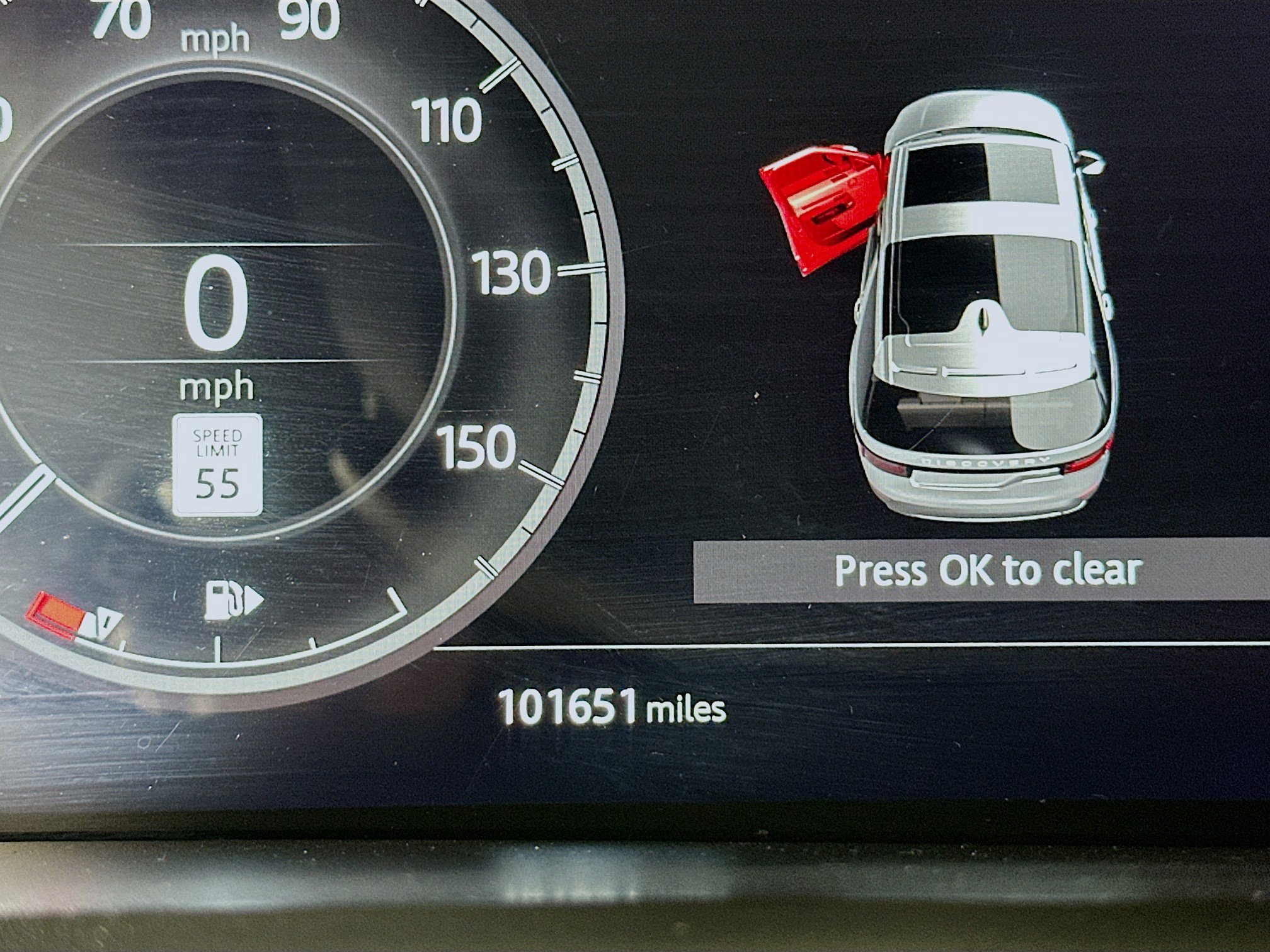 Used 2019 Land Rover Discovery HSE AWD/4WD image 19