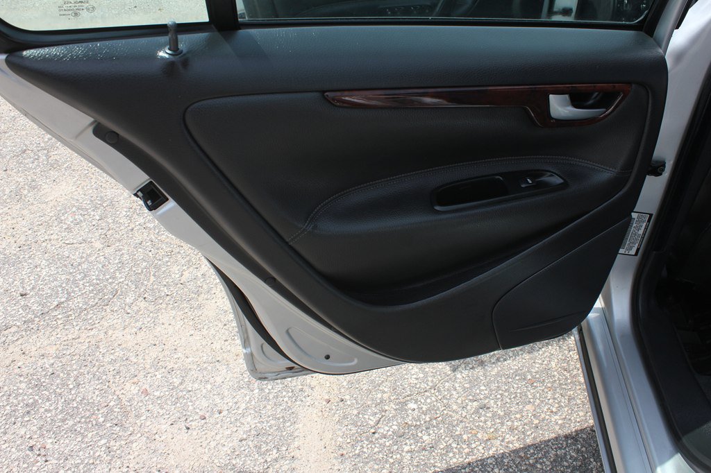 Used 2006 Volvo S60 2.5T FWD image 35