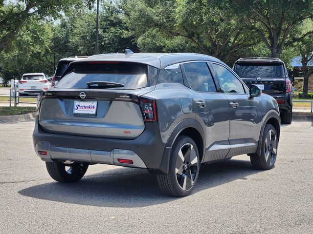 New 2025 Nissan Kicks SR image 3
