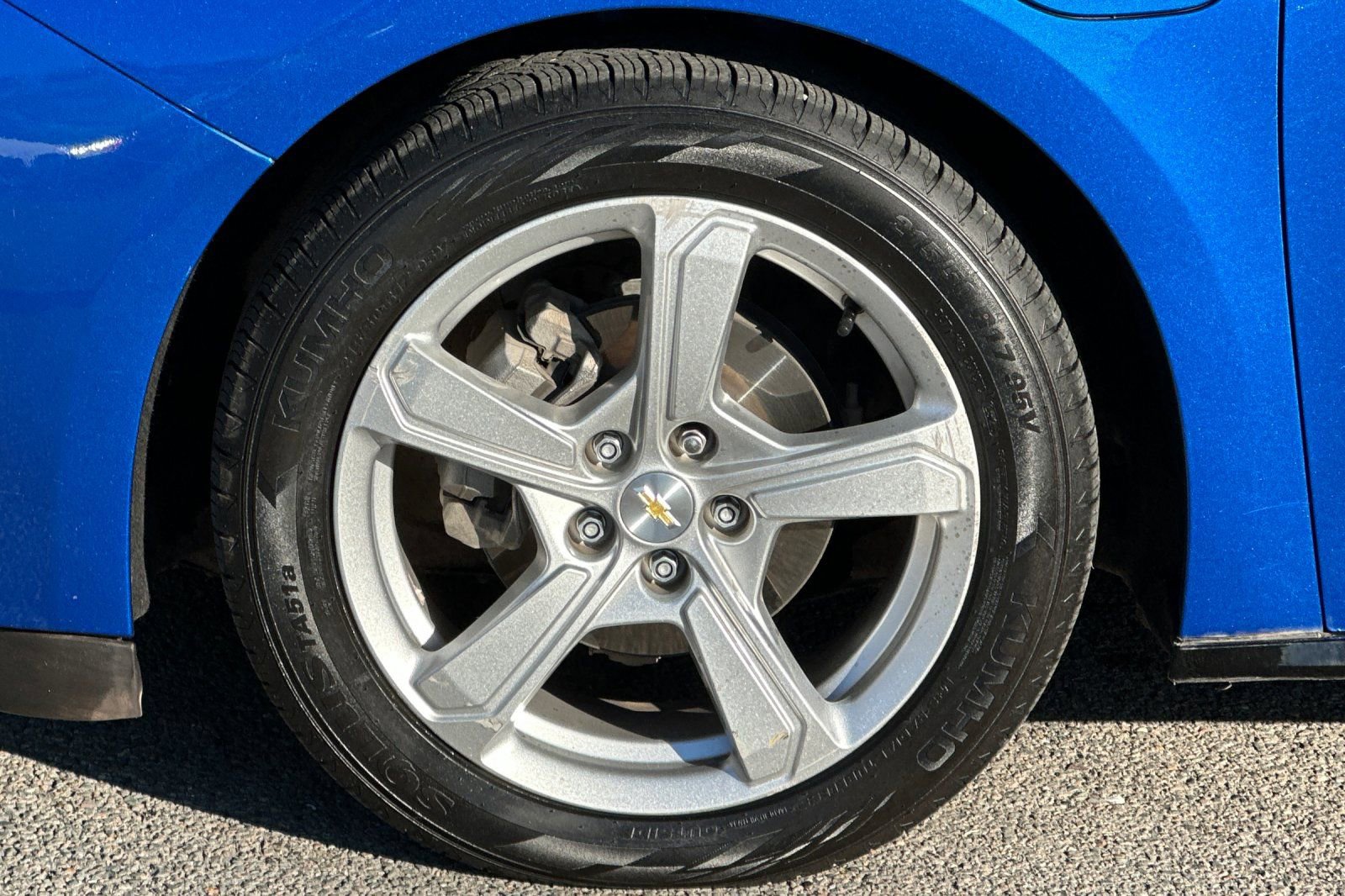 Used 2018 Chevrolet Volt LT w/ Comfort Package image 30