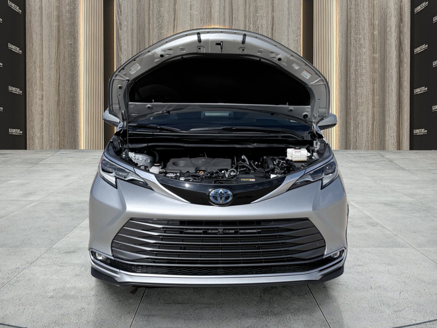 Used 2022 Toyota Sienna Platinum FWD image 20