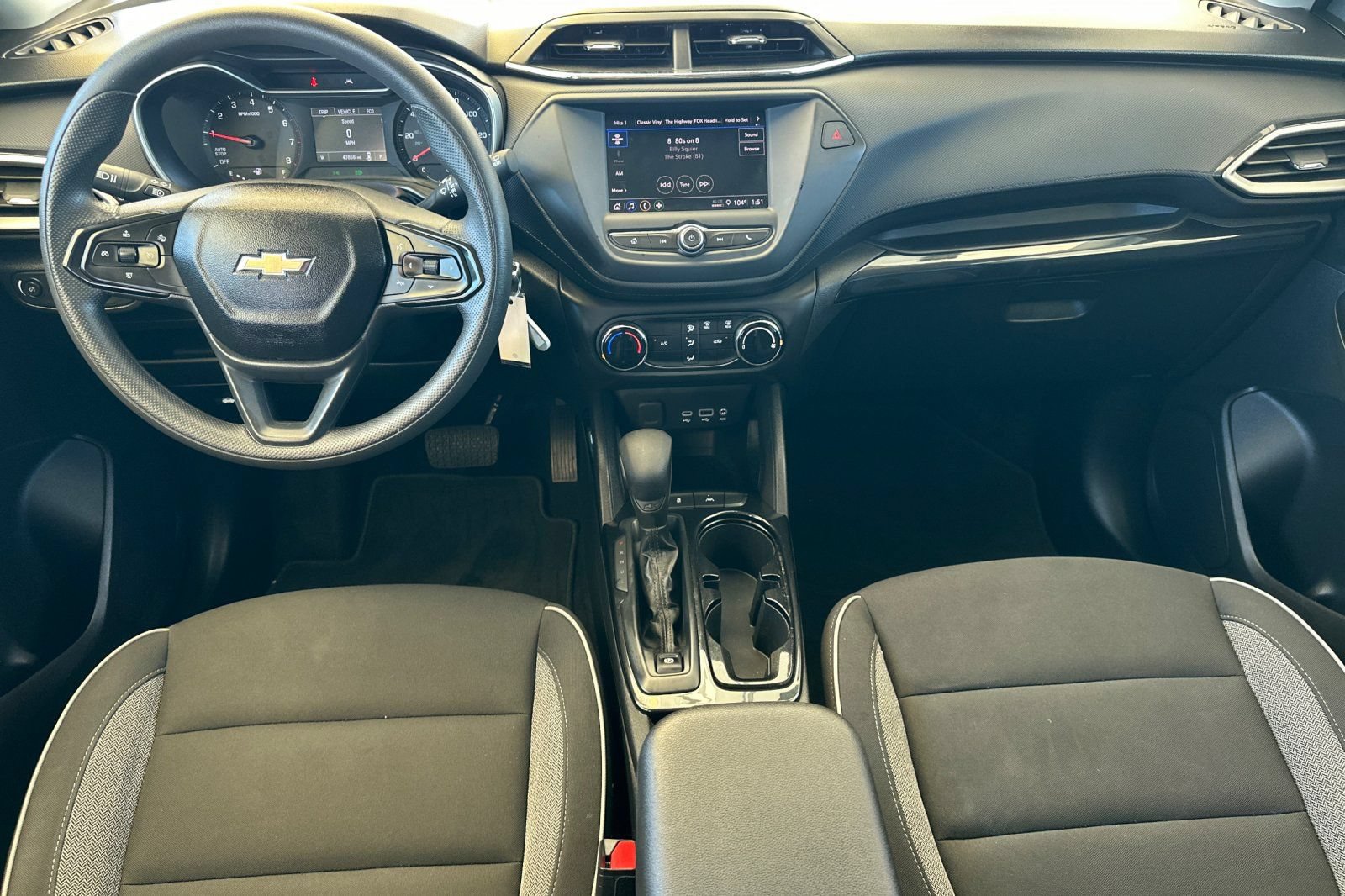 Used 2023 Chevrolet TrailBlazer LS FWD image 13