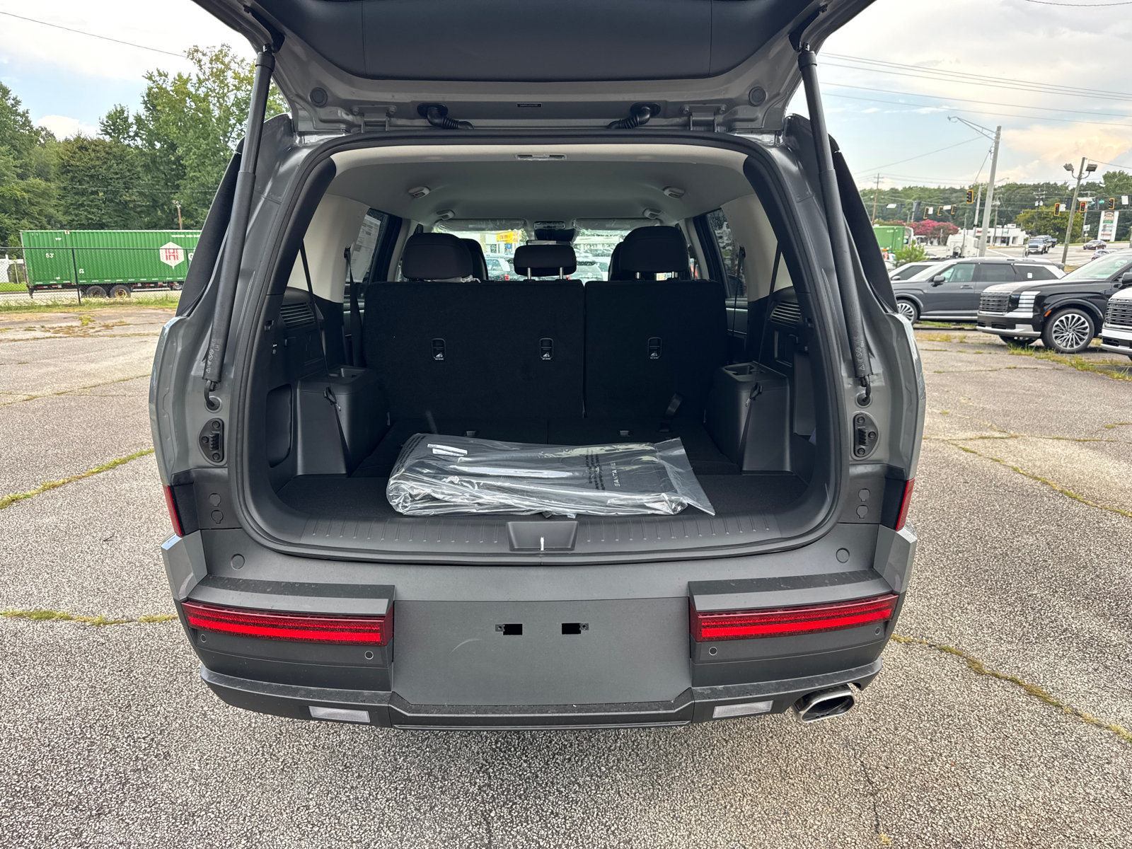 New 2027 Hyundai Santa Fe SE FWD image 19