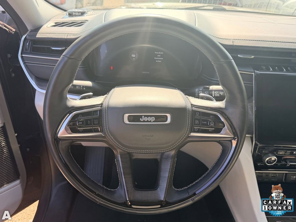 Used 2021 Jeep Grand Cherokee L Overland w/ Advanced Protech Group III AWD/4WD image 11