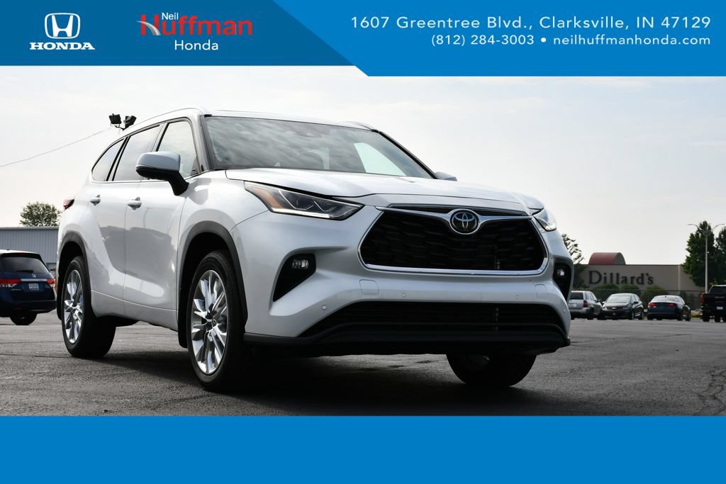 Used 2024 Toyota Highlander Limited