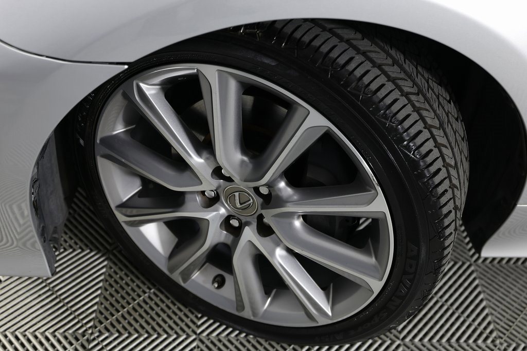 Used 2015 Lexus RC 350 w/ Luxury Package image 42