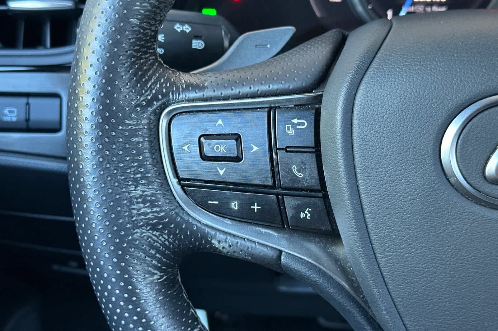 Certified 2023 Lexus ES 350 F Sport w/ Accessory Package (Z1) FWD image 26