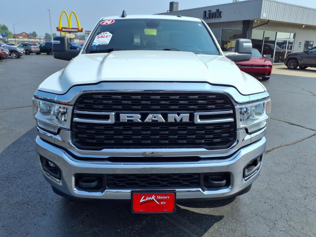 Used 2024 RAM 2500 Big Horn AWD/4WD image 9