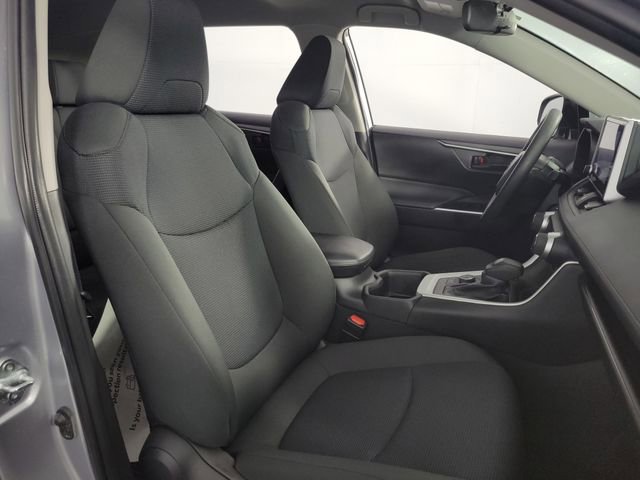 Used 2024 Toyota RAV4 LE image 16
