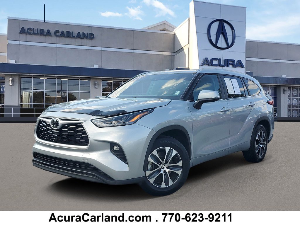 Used 2023 Toyota Highlander XLE