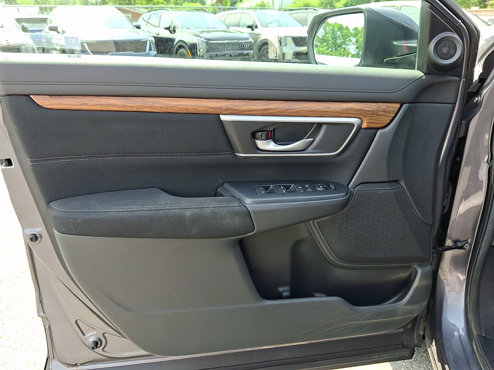 Used 2019 Honda CR-V EX image 14