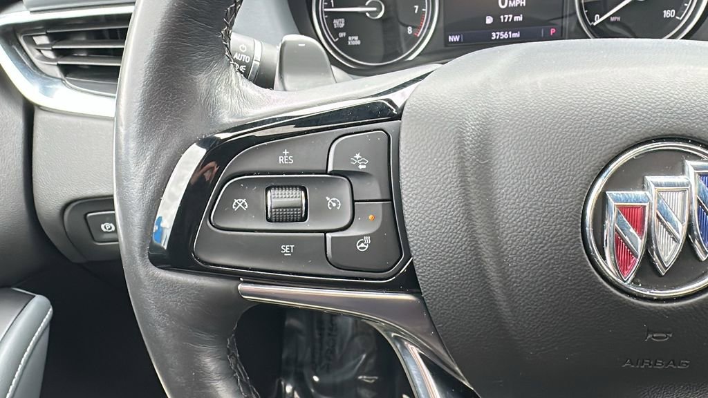 Used 2023 Buick Enclave Essence w/ Experience Buick Package FWD image 17