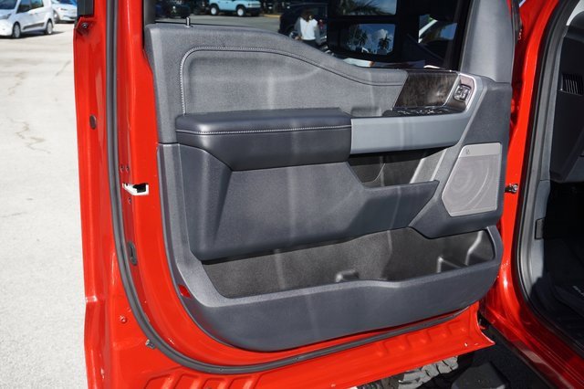 Used 2024 Ford F250 Lariat w/ Lariat Ultimate Package image 35