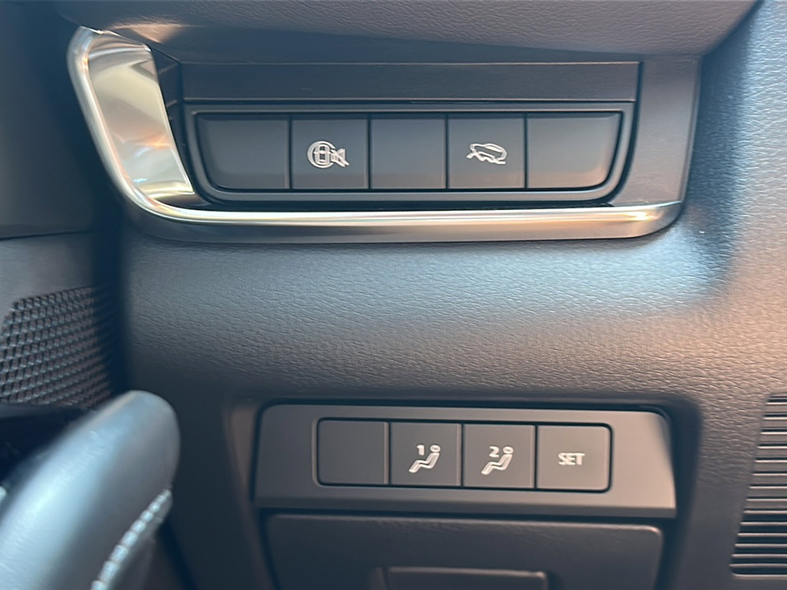 New 2025 MAZDA CX-30 AWD 2.5 S w/ Preferred Package image 25