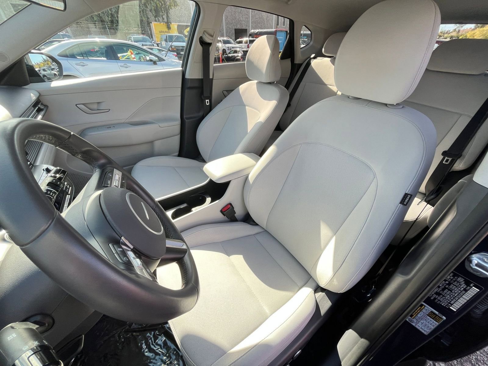 Used 2025 Hyundai Kona SEL image 36