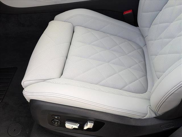New 2026 BMW X5 xDrive40i w/ M Sport Package image 4