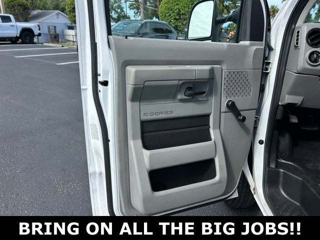 Used 2019 Ford E-350 and Econoline 350 Super Duty RWD image 11