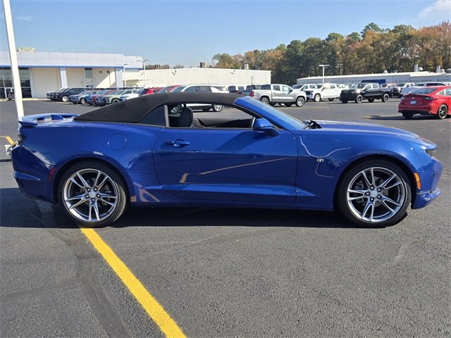 Used 2024 Chevrolet Camaro LT w/ RS Package image 2