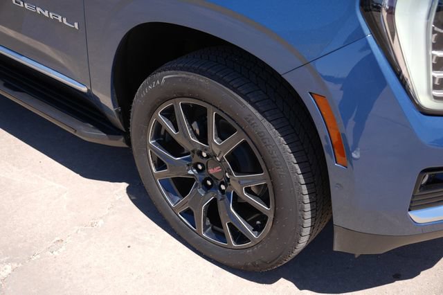 New 2026 GMC Yukon Denali AWD/4WD image 9