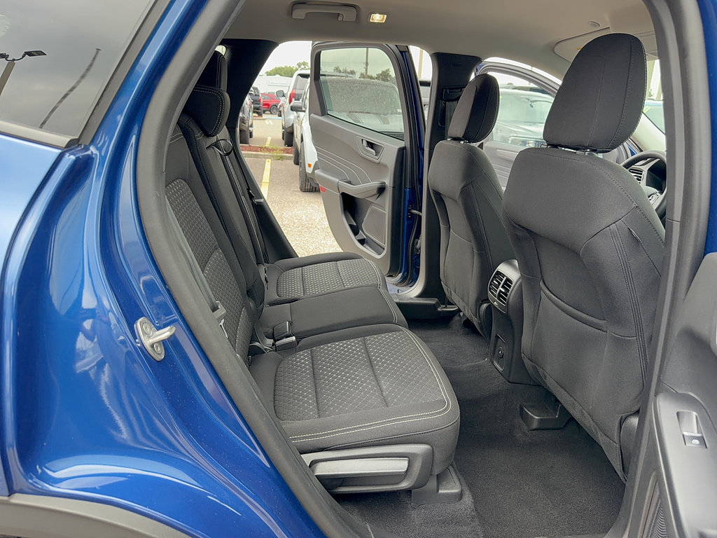 Certified 2023 Ford Escape Active AWD/4WD image 15