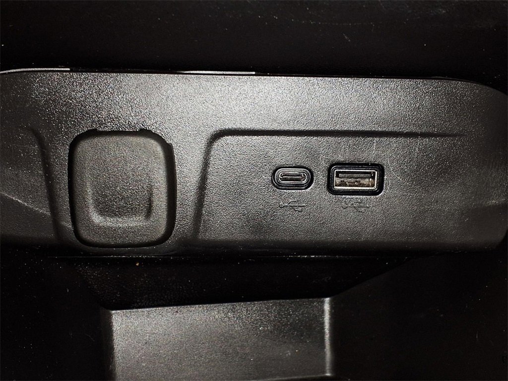 Used 2025 Chevrolet Trax ACTIV w/ Driver Confidence Package image 23