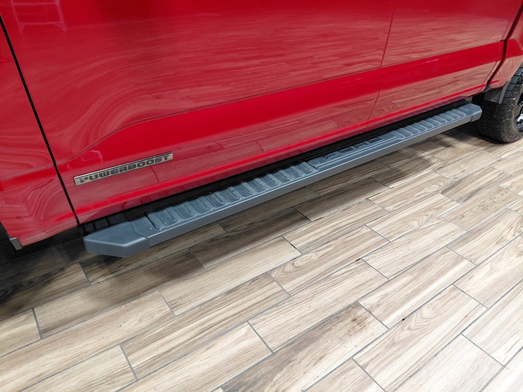 Certified 2022 Ford F150 XLT w/ Equipment Group 302A High image 11