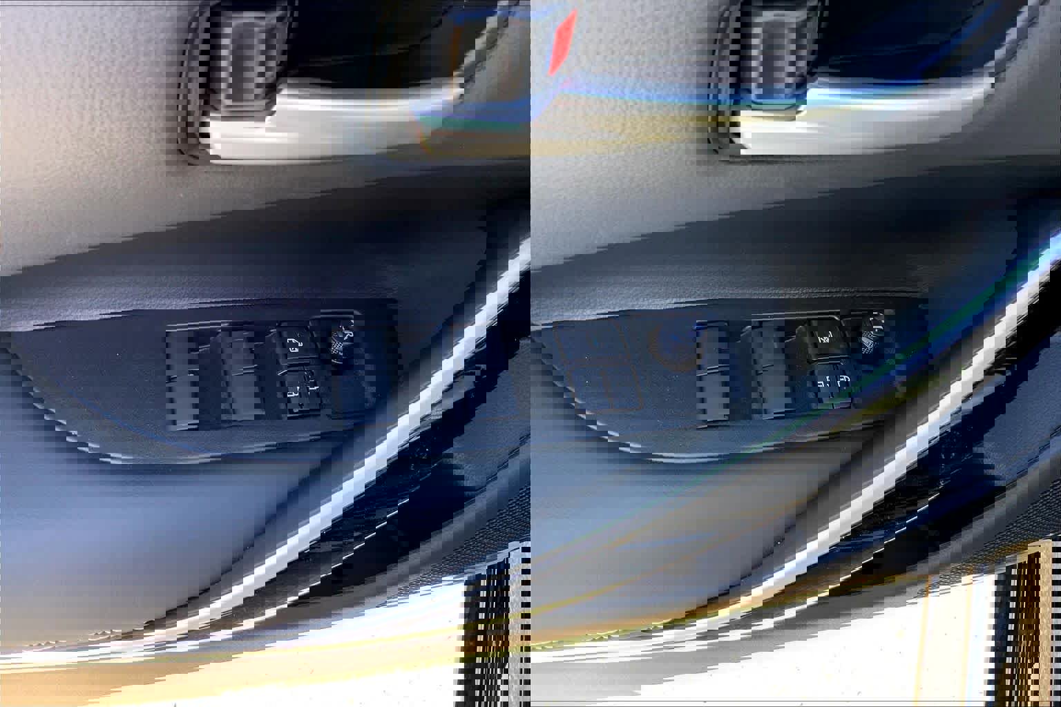 New 2026 Toyota Corolla XLE FWD image 18