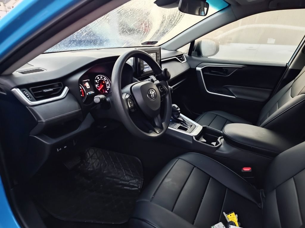 Used 2019 Toyota RAV4 LE w/ All Weather Liner Package AWD/4WD image 9