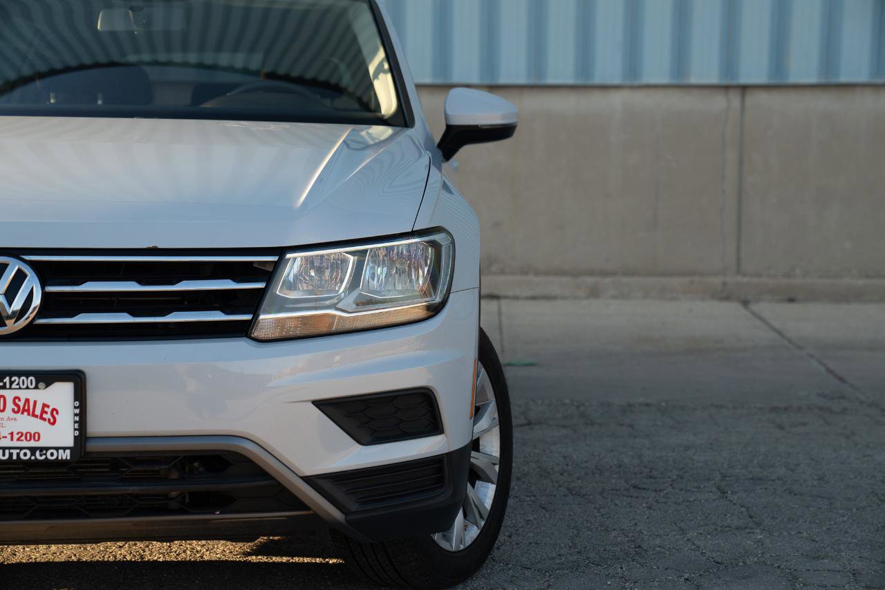 Used 2018 Volkswagen Tiguan S AWD/4WD image 2