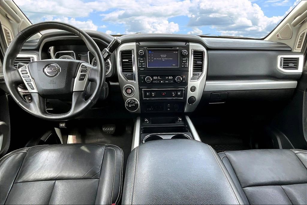 Used 2018 Nissan Titan PRO-4X w/ Pro-4x Convenience Package image 10