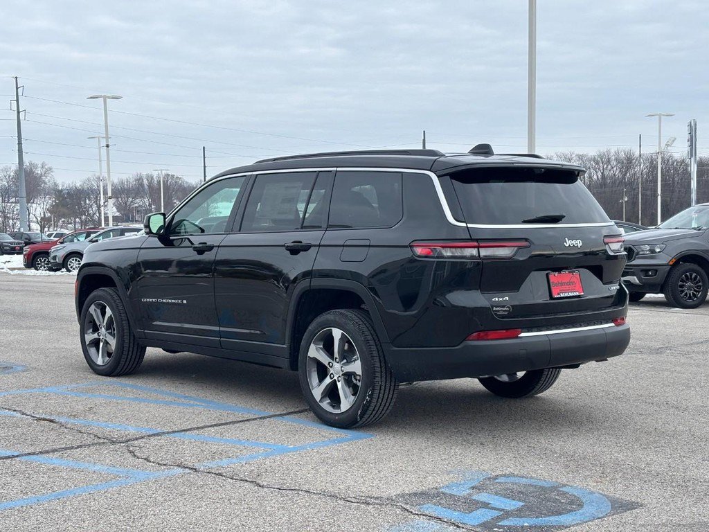 New 2025 Jeep Grand Cherokee L Limited w/ Luxury Tech Group II image 8