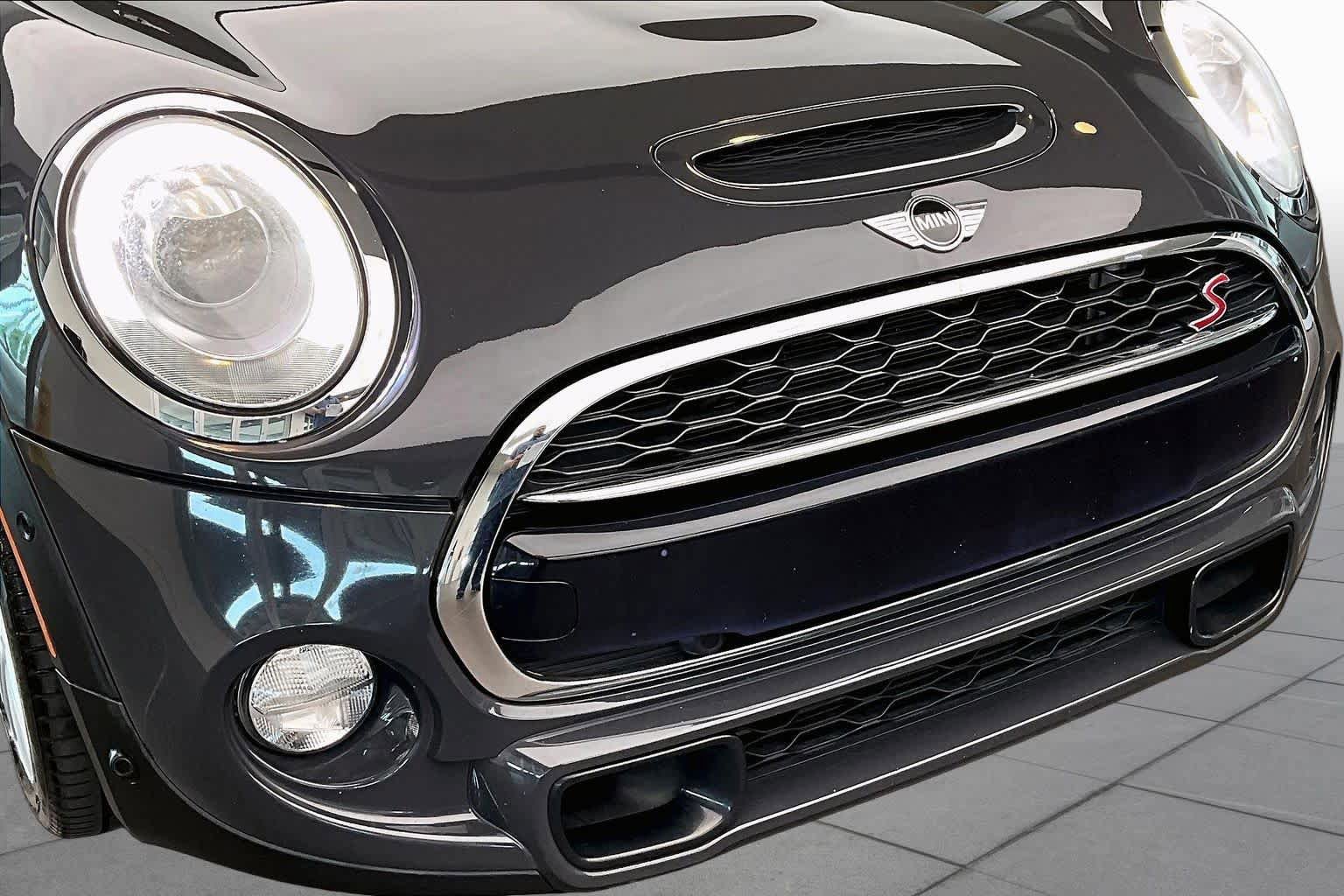 Used 2018 MINI Cooper S FWD image 32