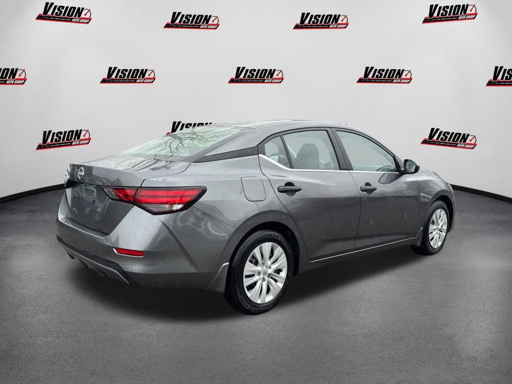 Used 2025 Nissan Sentra S image 5