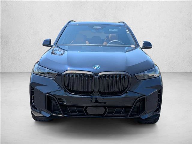 New 2026 BMW X5 xDrive50e w/ M Sport Package AWD/4WD image 3