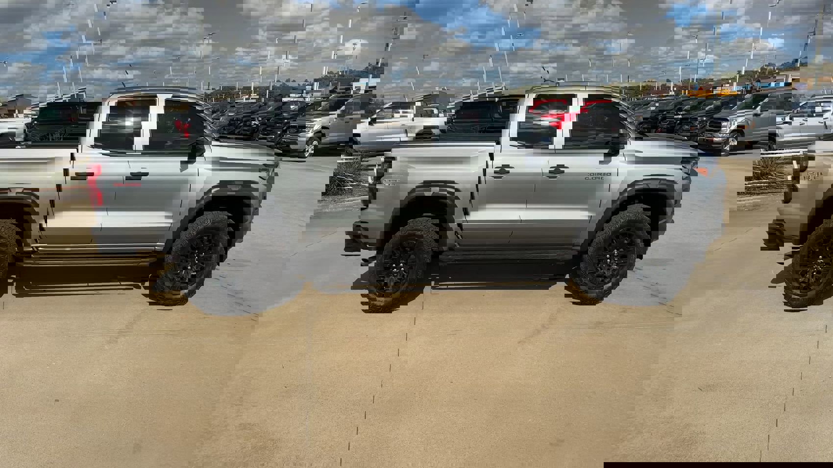 Certified 2024 Chevrolet Colorado Trail Boss w/ Technology Package image 9