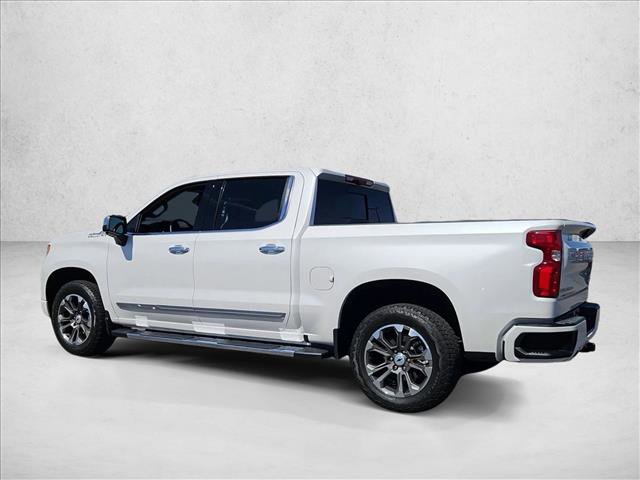 Used 2024 Chevrolet Silverado 1500 High Country w/ Technology Package AWD/4WD image 6